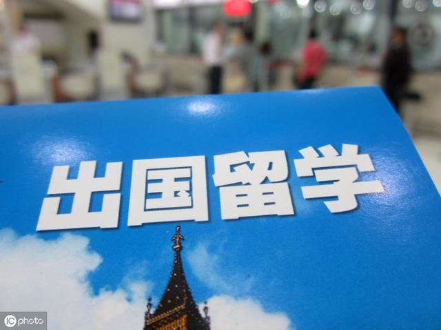 30歲，而立之年，我如何從月薪3000的銀行櫃員逆襲拿到新加坡綠卡