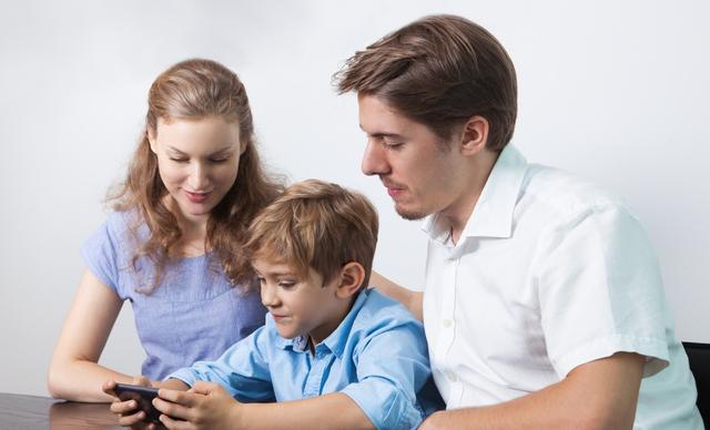新加坡教育部推出“家长通”手机应用，为家长和学校提供沟通桥梁
