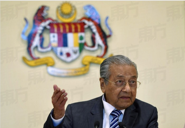新加坡稱馬來西亞侵犯其領海，馬哈蒂爾：並沒有，我測量給你看