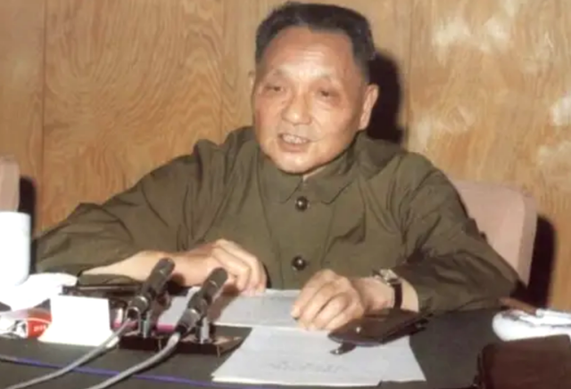 1978年邓小平访问新加坡，李光耀问：如果你出生在新加坡会怎样？