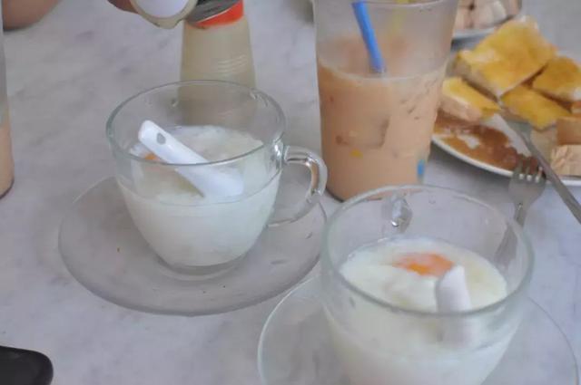 在马来西亚，叹粤式的早茶
