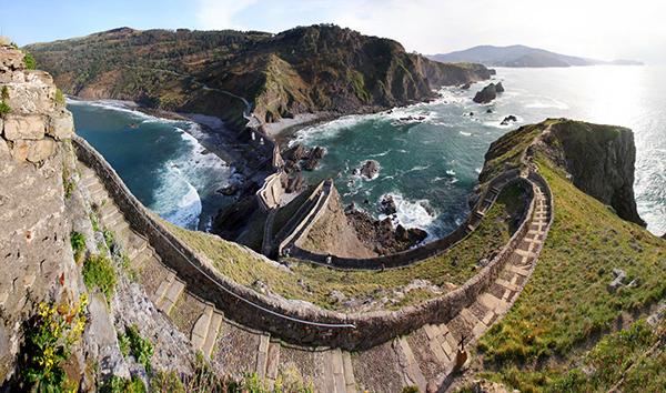 住漂浮酒店，去北大西洋跳島，水上旅行的新感覺