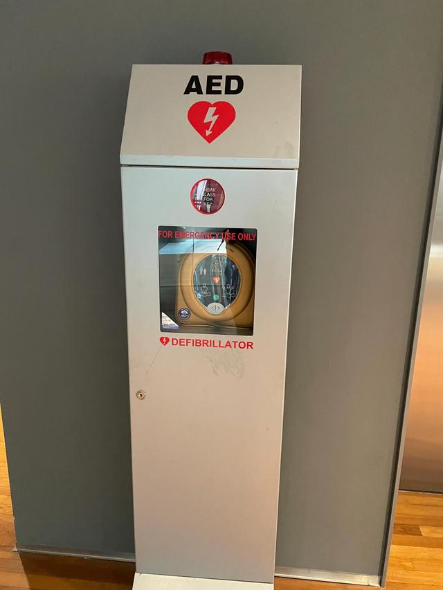 新加坡經驗——兩樣能救命的東西：AED和救生圈