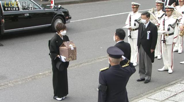 民調重挫，葬禮外交告吹…日本前首相安倍晉三的國葬儀式終于辦了