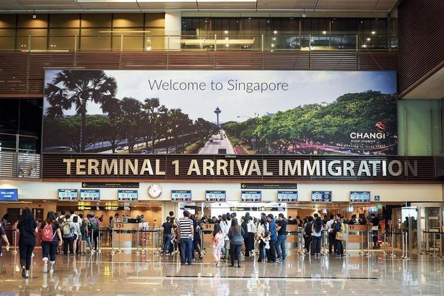 濫用登機證，進入機場過境區……在新加坡可被判監禁或罰款！