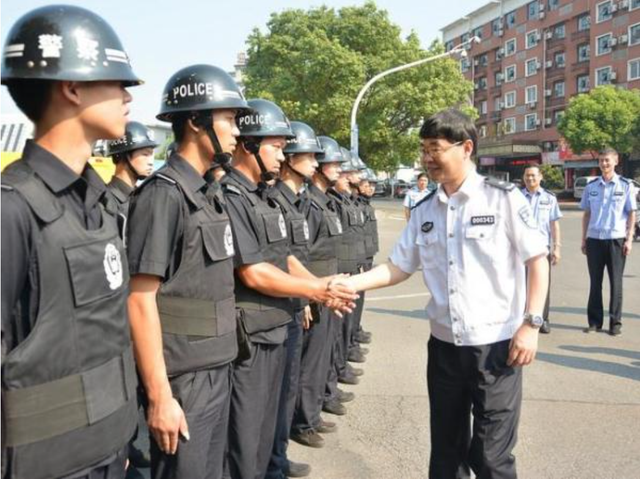 中国警察队伍的助手，2008年，治安员为何退出了执勤岗位？