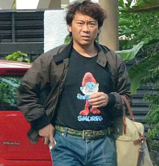 2006年：男子和79岁富婆同居，携妻子孩子密谋2亿家产，被判11年