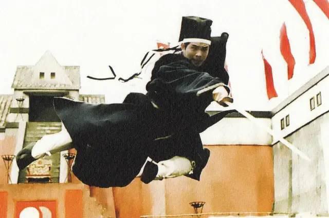 你知道嗎？李連傑是名副其實的B級片之王，這10部電影對他很重要