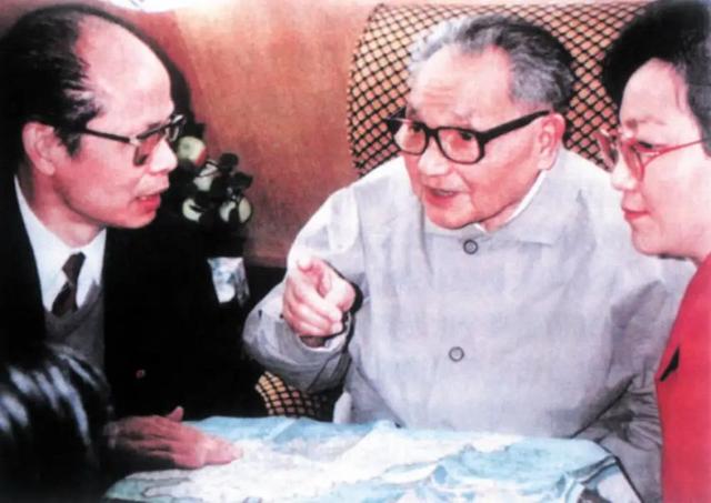 78年時鄧小平訪問新加坡，李光耀問他：如果你出生在新加坡會怎樣