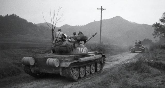 對越自衛反擊戰，鄧小平承諾一定要教訓越南！李光耀爲何非常認可