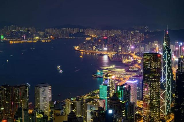 香港被新加坡反超，即將取而代之？