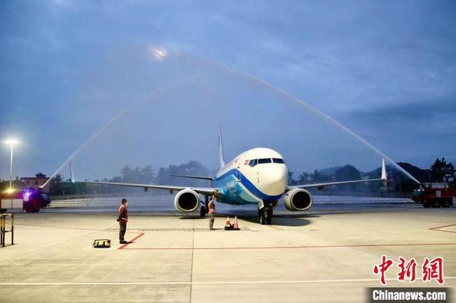 天津貨運航空開通新加坡-三亞國際貨運航線