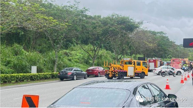 新加坡降雨超20小時！全島事故頻發，錯把泳池當停車位……