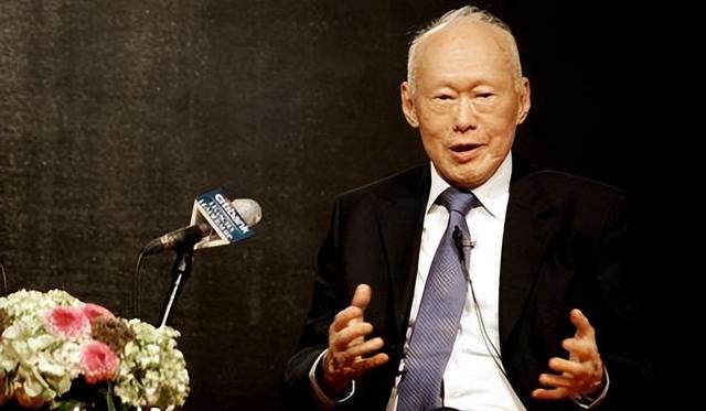 2015年，李光耀逝世，李家三代发言：李家该退出新加坡的政治舞台
