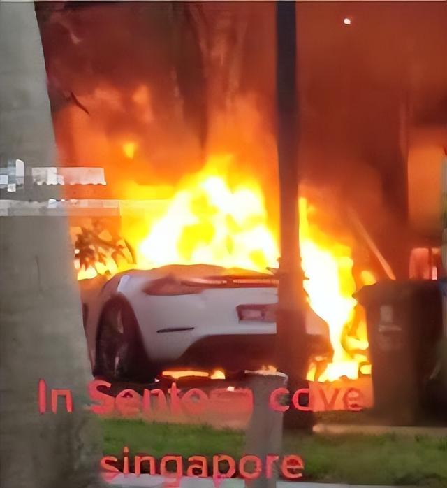 新加坡大火吞噬“保时捷”，比亚迪却被当地网友送上热搜？