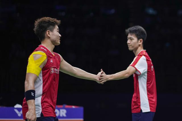 （体育）羽毛球——苏迪曼杯：中国胜新加坡(3)