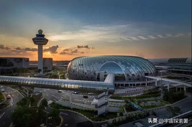 探秘世界最美機場——新加坡樟宜機場