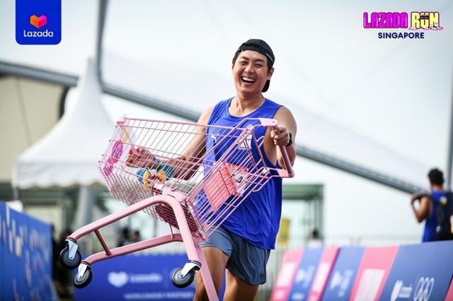 Add Fitness to Life! 东南亚六国趣味跑Lazada Run在新加坡完赛
