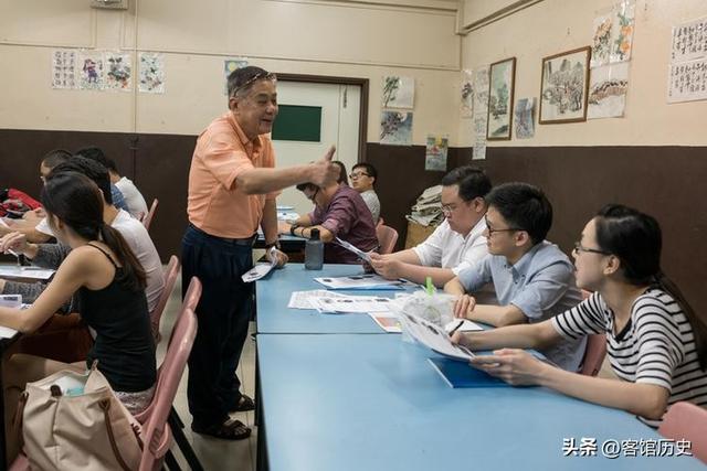 李光耀称：汉语存在劣势！拥有七成华人的新加坡坚持不说汉语