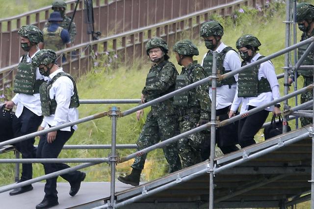 刚刚局势生变！新加坡总理权力交接，下一任接班人祖籍仍来自中国