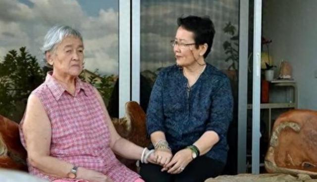 09年江苏小伙傍上82岁新加坡富婆，同居2年，靠嘴甜下药骗2亿遗产
