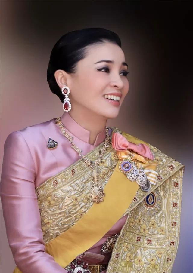 泰国国王六世的贵妃图片